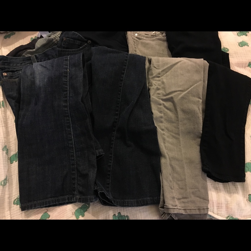 Bundle of 4 pair maternity jeans